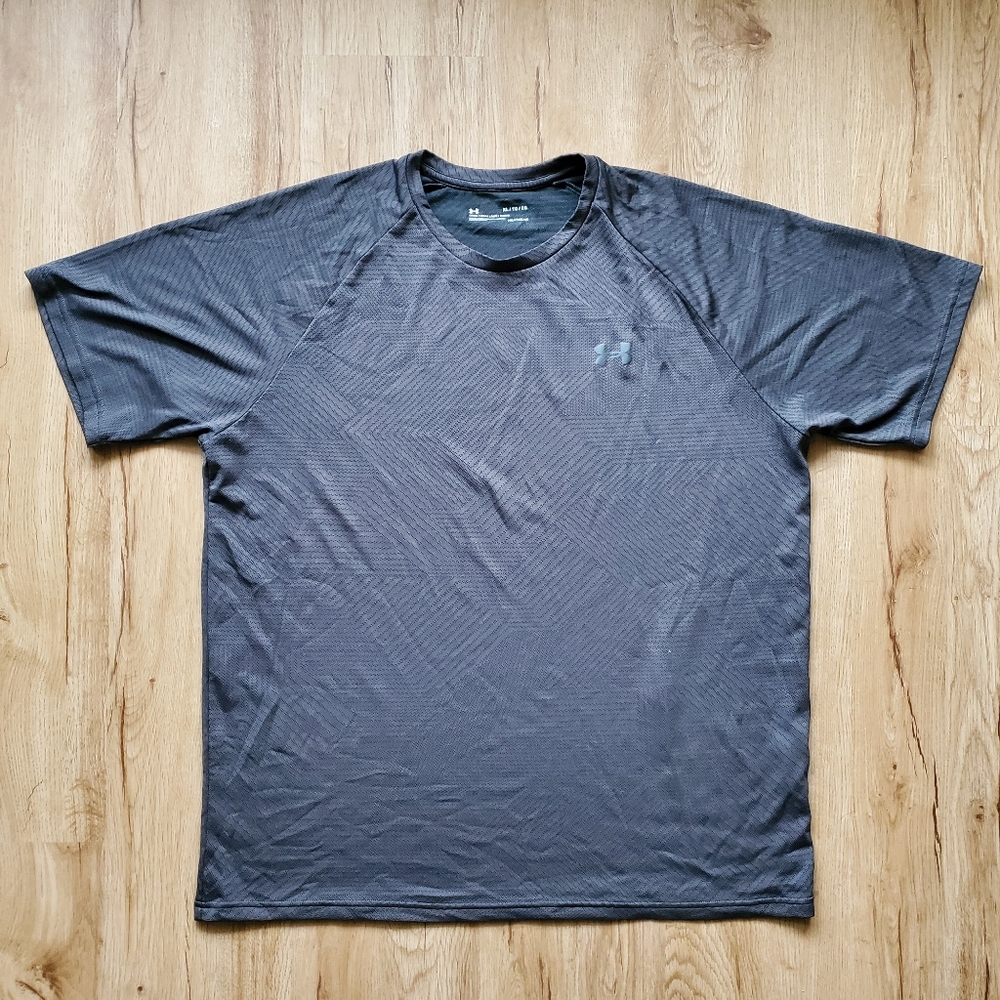 UA tee SKU340